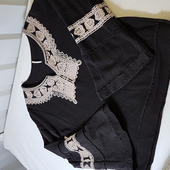 Anthropologie Free People Black Santa Maria Blouse with Cream Embroidery Small - Picture 3 of 7